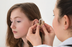What to expect in the first month with a new hearing aid